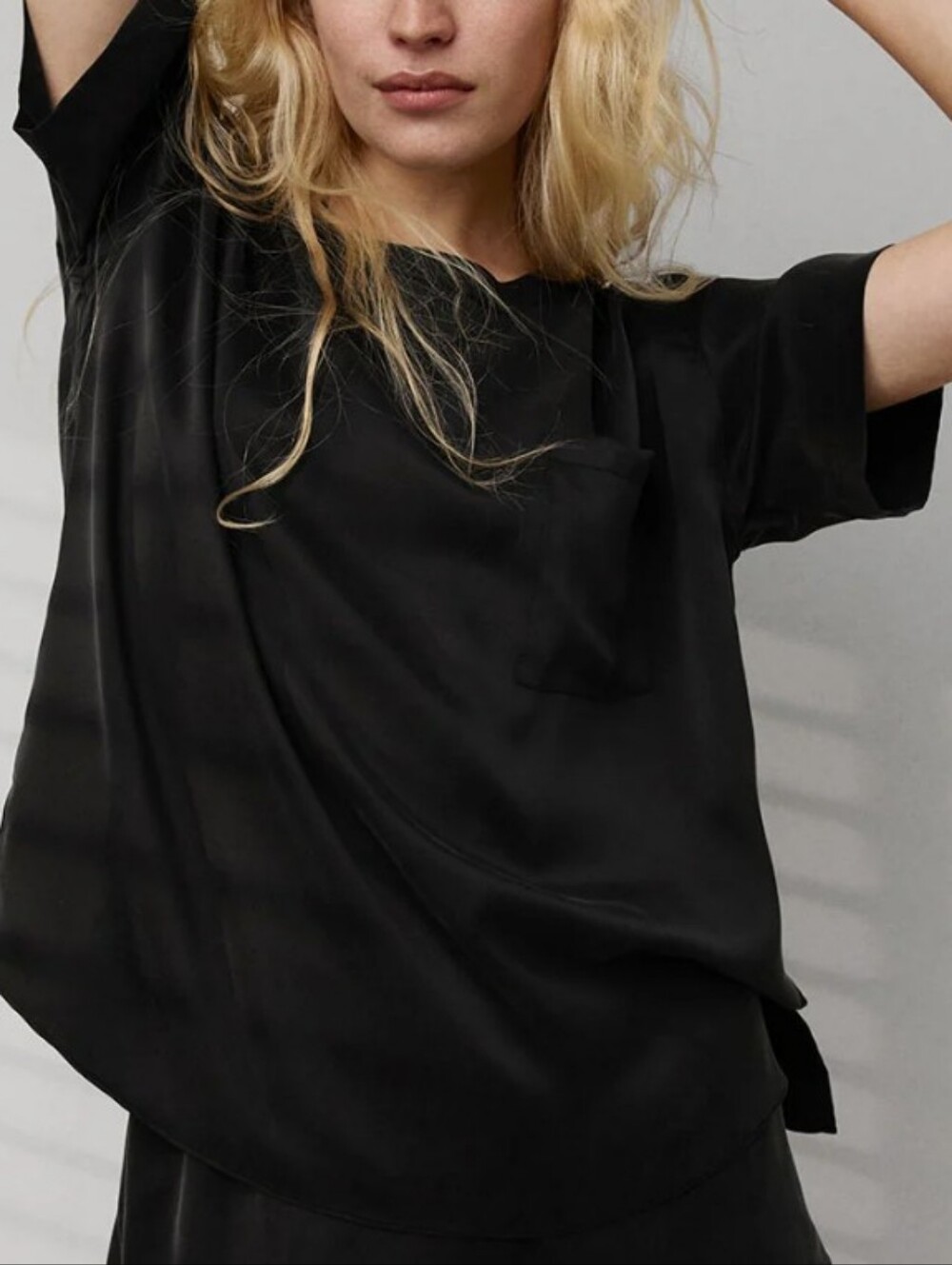 Lunya Washable Silk Pajama Tee Shirt Top Black Medium